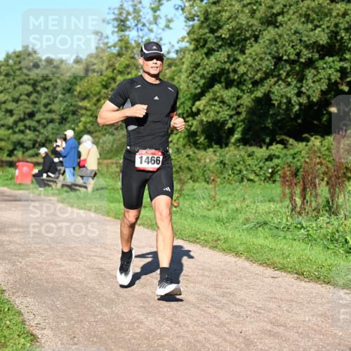 27.09.2026 - 34. Volkslauf durch das schöne Alstertal Dr. Thomas Lammeyer http://msf.ph/oto/10561521 27.09.2026 10:04:57 Laufen 1466 meine-sportfotos.de