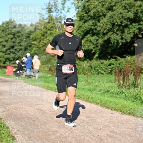 27.09.2026 - 34. Volkslauf durch das schöne Alstertal Dr. Thomas Lammeyer http://msf.ph/oto/10561522 27.09.2026 10:04:57 Laufen 1466 meine-sportfotos.de