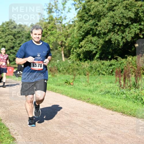 27.09.2026 - 34. Volkslauf durch das schöne Alstertal Dr. Thomas Lammeyer http://msf.ph/oto/10561532 27.09.2026 10:05:00 Laufen 1578 meine-sportfotos.de