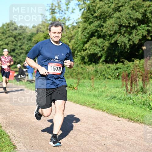 27.09.2026 - 34. Volkslauf durch das schöne Alstertal Dr. Thomas Lammeyer http://msf.ph/oto/10561534 27.09.2026 10:05:01 Laufen 0, 1578 meine-sportfotos.de