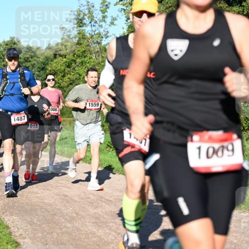 27.09.2026 - 35. Volkslauf durch das schöne Alstertal Dr. Thomas Lammeyer http://msf.ph/oto/10561564 27.09.2026 10:05:05 Laufen 1513, 1563, 1684, 1487, 1015, 006, 1559, 1009 meine-sportfotos.de