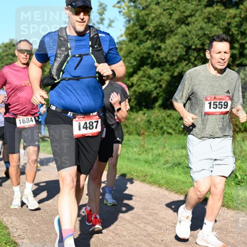 27.09.2026 - 35. Volkslauf durch das schöne Alstertal Dr. Thomas Lammeyer http://msf.ph/oto/10561574 27.09.2026 10:05:07 Laufen 42, 195, 1013, 1684, 1487, 1559 meine-sportfotos.de