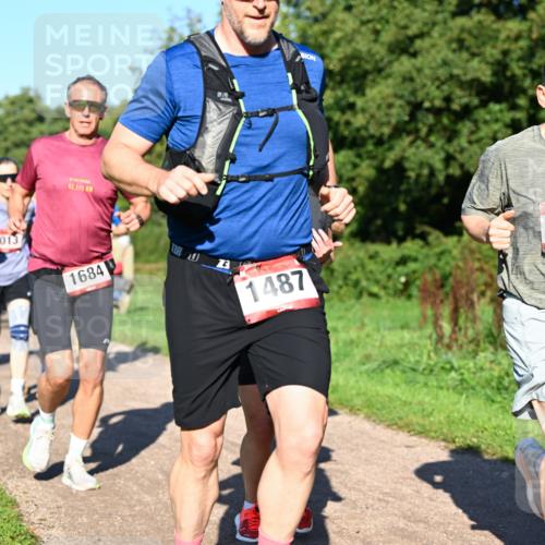27.09.2026 - 35. Volkslauf durch das schöne Alstertal Dr. Thomas Lammeyer http://msf.ph/oto/10561576 27.09.2026 10:05:07 Laufen 42, 195, 1684, 1487, 1559 meine-sportfotos.de