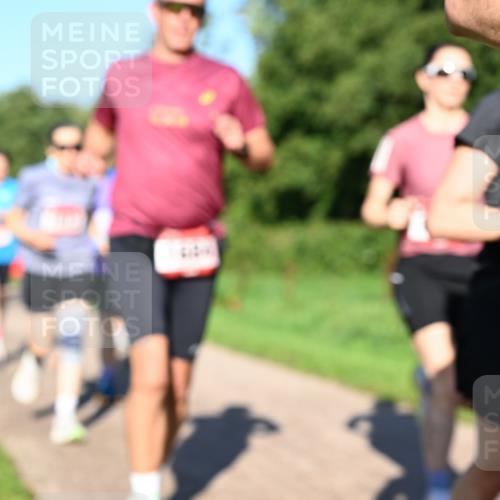 27.09.2026 - 35. Volkslauf durch das schöne Alstertal Dr. Thomas Lammeyer http://msf.ph/oto/10561581 27.09.2026 10:05:08 Laufen 101 meine-sportfotos.de