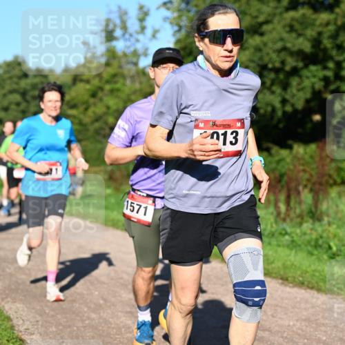 27.09.2026 - 35. Volkslauf durch das schöne Alstertal Dr. Thomas Lammeyer http://msf.ph/oto/10561589 27.09.2026 10:05:09 Laufen 1571, 013 meine-sportfotos.de