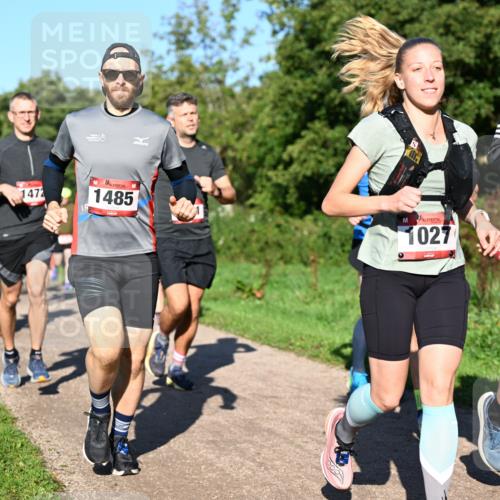 27.09.2026 - 35. Volkslauf durch das schöne Alstertal Dr. Thomas Lammeyer http://msf.ph/oto/10561677 27.09.2026 10:05:27 Laufen 1472, 1485, 1027, 483 meine-sportfotos.de