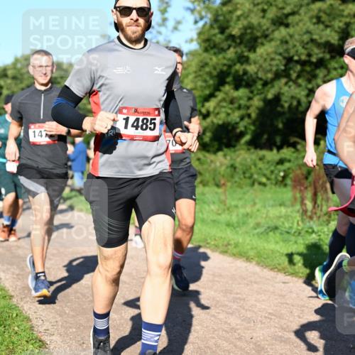 27.09.2026 - 35. Volkslauf durch das schöne Alstertal Dr. Thomas Lammeyer http://msf.ph/oto/10561680 27.09.2026 10:05:27 Laufen 147, 1485, 102 meine-sportfotos.de
