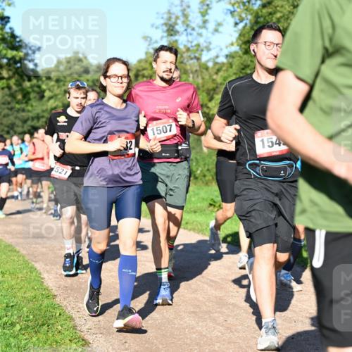 27.09.2026 - 35. Volkslauf durch das schöne Alstertal Dr. Thomas Lammeyer http://msf.ph/oto/10561734 27.09.2026 10:05:40 Laufen 1521, 42, 195, 1507, 154, 1467 meine-sportfotos.de