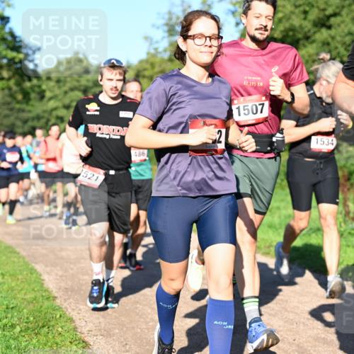 27.09.2026 - 35. Volkslauf durch das schöne Alstertal Dr. Thomas Lammeyer http://msf.ph/oto/10561739 27.09.2026 10:05:41 Laufen 486, 1521, 42, 195, 1507, 154, 1534 meine-sportfotos.de