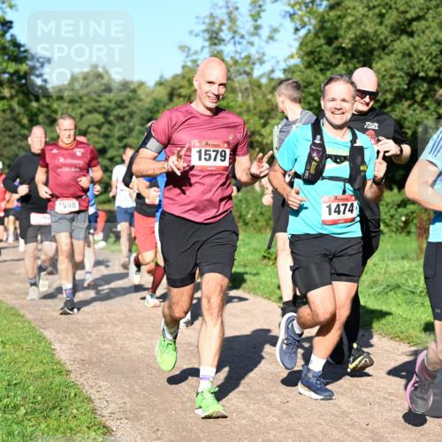 27.09.2026 - 35. Volkslauf durch das schöne Alstertal Dr. Thomas Lammeyer http://msf.ph/oto/10561777 27.09.2026 10:05:47 Laufen 9651, 1598, 1579, 1474, 22 meine-sportfotos.de