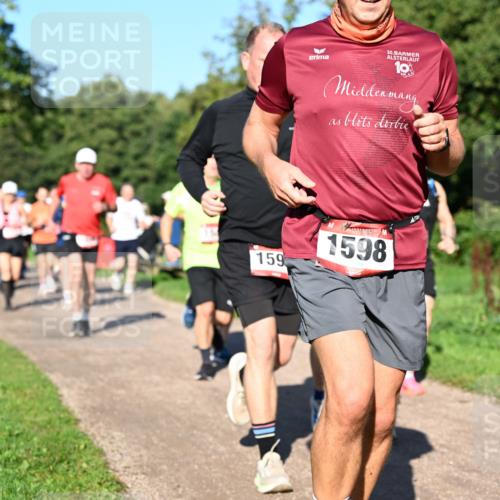 27.09.2026 - 35. Volkslauf durch das schöne Alstertal Dr. Thomas Lammeyer http://msf.ph/oto/10561794 27.09.2026 10:05:50 Laufen 159, 30, 10, 1598 meine-sportfotos.de