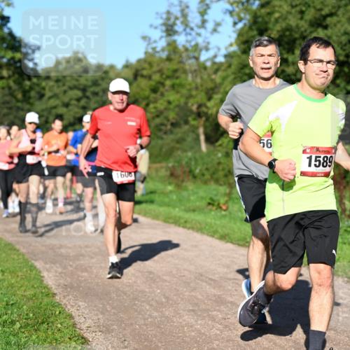27.09.2026 - 35. Volkslauf durch das schöne Alstertal Dr. Thomas Lammeyer http://msf.ph/oto/10561805 27.09.2026 10:05:51 Laufen 1600, 56, 1589 meine-sportfotos.de