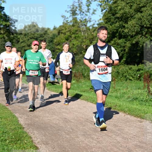 27.09.2026 - 35. Volkslauf durch das schöne Alstertal Dr. Thomas Lammeyer http://msf.ph/oto/10561921 27.09.2026 10:06:10 Laufen 1673, 09, 1627, 14, 1595, 1604 meine-sportfotos.de
