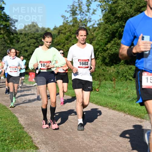 27.09.2026 - 35. Volkslauf durch das schöne Alstertal Dr. Thomas Lammeyer http://msf.ph/oto/10561953 27.09.2026 10:06:16 Laufen 1124, 10, 105, 1602, 1542 meine-sportfotos.de