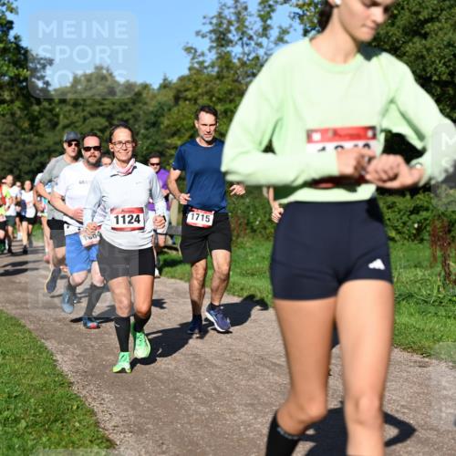 27.09.2026 - 35. Volkslauf durch das schöne Alstertal Dr. Thomas Lammeyer http://msf.ph/oto/10561963 27.09.2026 10:06:17 Laufen 664, 1715, 1124 meine-sportfotos.de