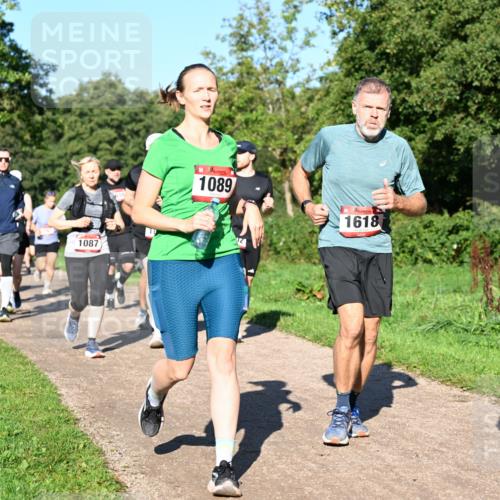 27.09.2026 - 35. Volkslauf durch das schöne Alstertal Dr. Thomas Lammeyer http://msf.ph/oto/10562089 27.09.2026 10:06:43 Laufen 1087, 1737, 1089, 1618 meine-sportfotos.de