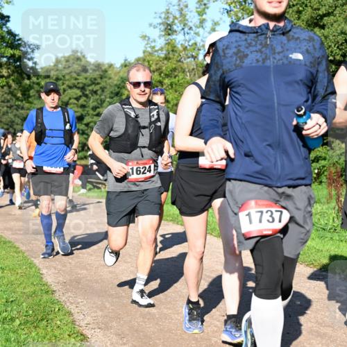 27.09.2026 - 35. Volkslauf durch das schöne Alstertal Dr. Thomas Lammeyer http://msf.ph/oto/10562116 27.09.2026 10:06:47 Laufen 1624, 1737, 1616 meine-sportfotos.de