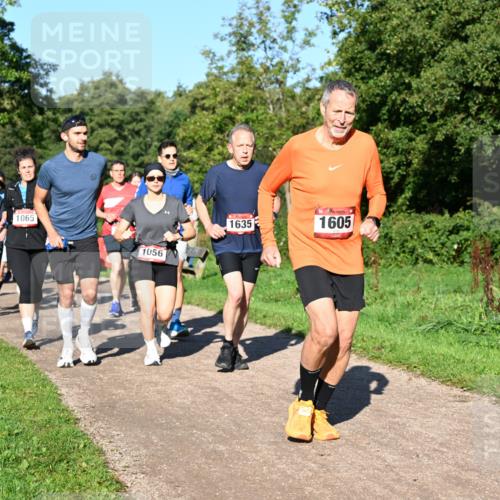 27.09.2026 - 35. Volkslauf durch das schöne Alstertal Dr. Thomas Lammeyer http://msf.ph/oto/10562141 27.09.2026 10:06:51 Laufen 1065, 1056, 1635, 1605 meine-sportfotos.de