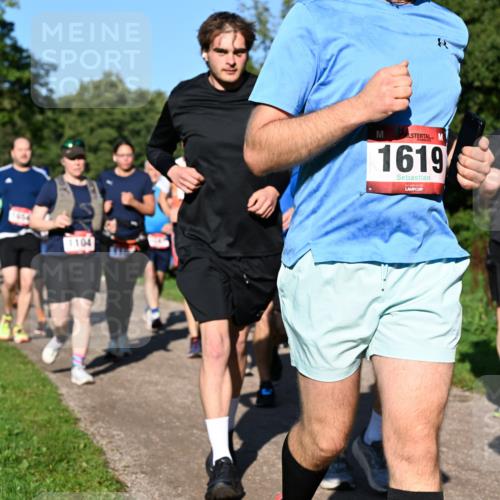 27.09.2026 - 35. Volkslauf durch das schöne Alstertal Dr. Thomas Lammeyer http://msf.ph/oto/10562178 27.09.2026 10:06:58 Laufen 1104, 1619 meine-sportfotos.de
