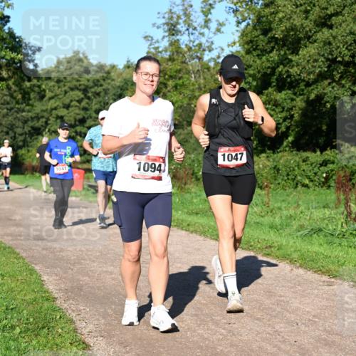 27.09.2026 - 35. Volkslauf durch das schöne Alstertal Dr. Thomas Lammeyer http://msf.ph/oto/10562208 27.09.2026 10:07:08 Laufen 1041, 1094, 1047 meine-sportfotos.de