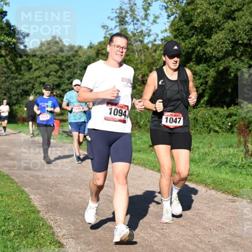 27.09.2026 - 35. Volkslauf durch das schöne Alstertal Dr. Thomas Lammeyer http://msf.ph/oto/10562209 27.09.2026 10:07:09 Laufen 1041, 1495, 1094, 1047 meine-sportfotos.de