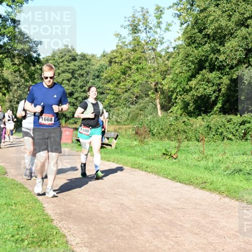 27.09.2026 - 35. Volkslauf durch das schöne Alstertal Dr. Thomas Lammeyer http://msf.ph/oto/10562306 27.09.2026 10:07:32 Laufen 1668, 1100 meine-sportfotos.de