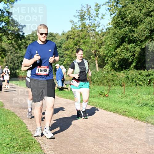 27.09.2026 - 35. Volkslauf durch das schöne Alstertal Dr. Thomas Lammeyer http://msf.ph/oto/10562311 27.09.2026 10:07:34 Laufen 1668 meine-sportfotos.de