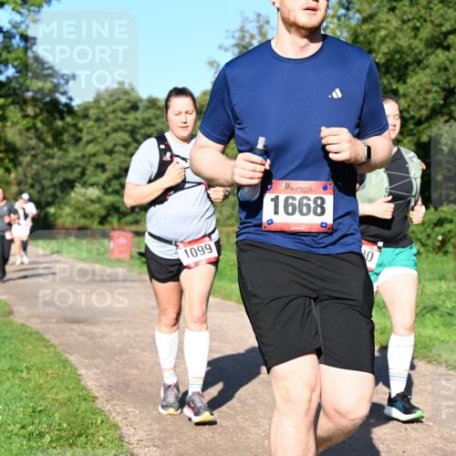 27.09.2026 - 35. Volkslauf durch das schöne Alstertal Dr. Thomas Lammeyer http://msf.ph/oto/10562322 27.09.2026 10:07:35 Laufen 1668, 1099, 0 meine-sportfotos.de