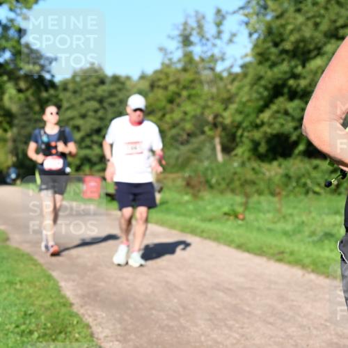 27.09.2026 - 35. Volkslauf durch das schöne Alstertal Dr. Thomas Lammeyer http://msf.ph/oto/10562372 27.09.2026 10:07:48 Laufen  meine-sportfotos.de