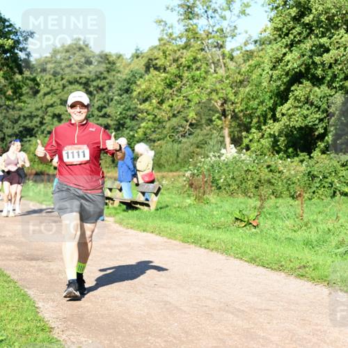 27.09.2026 - 35. Volkslauf durch das schöne Alstertal Dr. Thomas Lammeyer http://msf.ph/oto/10562394 27.09.2026 10:08:09 Laufen 1111 meine-sportfotos.de
