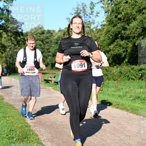 27.09.2026 - 35. Volkslauf durch das schöne Alstertal Dr. Thomas Lammeyer http://msf.ph/oto/10562462 27.09.2026 10:08:22 Laufen 1660, 1091 meine-sportfotos.de