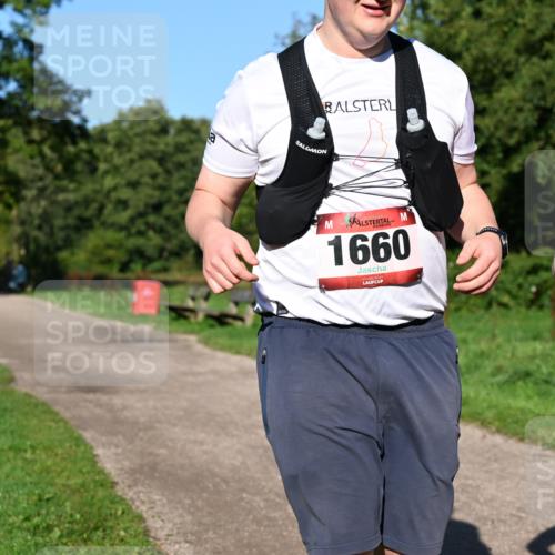 27.09.2026 - 35. Volkslauf durch das schöne Alstertal Dr. Thomas Lammeyer http://msf.ph/oto/10562481 27.09.2026 10:08:24 Laufen 1660, 110 meine-sportfotos.de