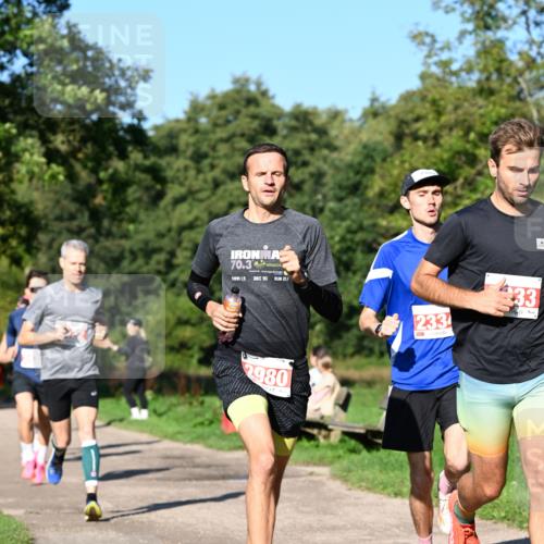 27.09.2026 - 35. Volkslauf durch das schöne Alstertal Dr. Thomas Lammeyer http://msf.ph/oto/10562537 27.09.2026 10:23:58 Laufen 70, 3, 90, 21, 1, 2980, 233, 33 meine-sportfotos.de