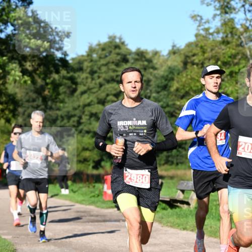 27.09.2026 - 35. Volkslauf durch das schöne Alstertal Dr. Thomas Lammeyer http://msf.ph/oto/10562538 27.09.2026 10:23:58 Laufen 70, 3, 90, 21, 20, 2980 meine-sportfotos.de