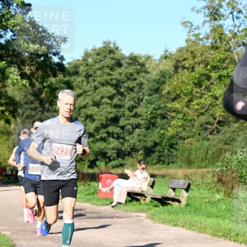 27.09.2026 - 35. Volkslauf durch das schöne Alstertal Dr. Thomas Lammeyer http://msf.ph/oto/10562543 27.09.2026 10:24:00 Laufen 2438, 2422 meine-sportfotos.de