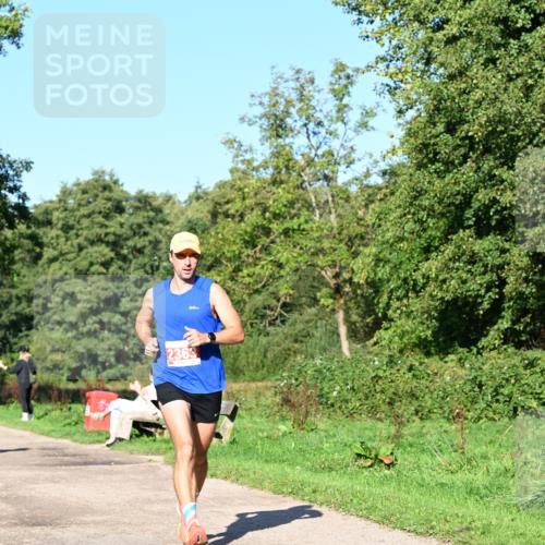 27.09.2026 - 35. Volkslauf durch das schöne Alstertal Dr. Thomas Lammeyer http://msf.ph/oto/10562574 27.09.2026 10:24:06 Laufen 2363 meine-sportfotos.de