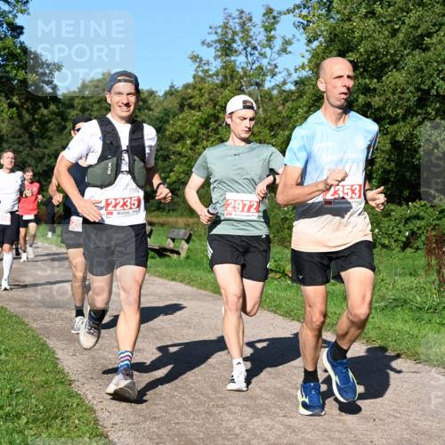 27.09.2026 - 35. Volkslauf durch das schöne Alstertal Dr. Thomas Lammeyer http://msf.ph/oto/10562663 27.09.2026 10:24:24 Laufen 20, 2235, 2972, 2353 meine-sportfotos.de