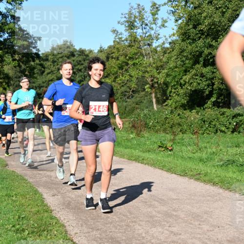 27.09.2026 - 35. Volkslauf durch das schöne Alstertal Dr. Thomas Lammeyer http://msf.ph/oto/10562733 27.09.2026 10:24:40 Laufen 31, 24, 2146 meine-sportfotos.de