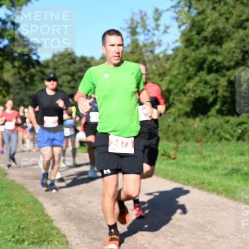 27.09.2026 - 35. Volkslauf durch das schöne Alstertal Dr. Thomas Lammeyer http://msf.ph/oto/10562765 27.09.2026 10:24:45 Laufen 2473 meine-sportfotos.de
