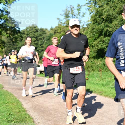 27.09.2026 - 35. Volkslauf durch das schöne Alstertal Dr. Thomas Lammeyer http://msf.ph/oto/10562815 27.09.2026 10:24:55 Laufen 1162, 443, 376 meine-sportfotos.de