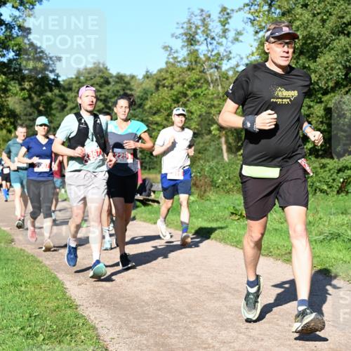 27.09.2026 - 35. Volkslauf durch das schöne Alstertal Dr. Thomas Lammeyer http://msf.ph/oto/10562864 27.09.2026 10:25:07 Laufen 00009 meine-sportfotos.de