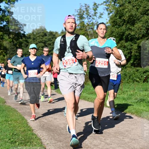 27.09.2026 - 35. Volkslauf durch das schöne Alstertal Dr. Thomas Lammeyer http://msf.ph/oto/10562871 27.09.2026 10:25:08 Laufen 2007, 2367, 2251, 18 meine-sportfotos.de