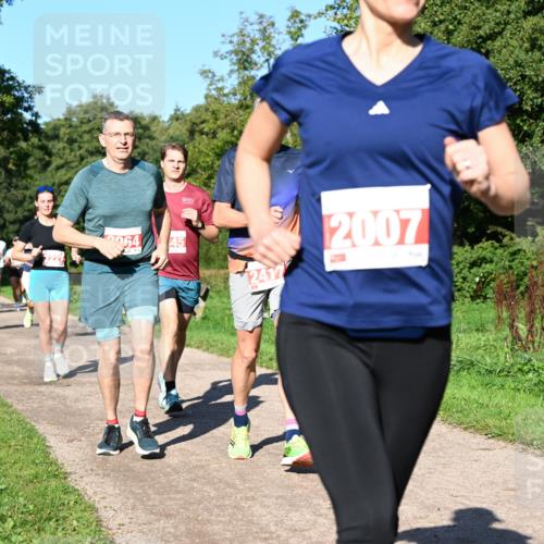 27.09.2026 - 35. Volkslauf durch das schöne Alstertal Dr. Thomas Lammeyer http://msf.ph/oto/10562880 27.09.2026 10:25:10 Laufen 054, 45, 2417, 2007 meine-sportfotos.de