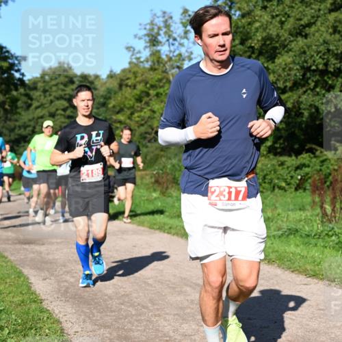 27.09.2026 - 35. Volkslauf durch das schöne Alstertal Dr. Thomas Lammeyer http://msf.ph/oto/10562905 27.09.2026 10:25:16 Laufen 2189, 2317 meine-sportfotos.de