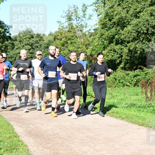 27.09.2026 - 35. Volkslauf durch das schöne Alstertal Dr. Thomas Lammeyer http://msf.ph/oto/10563028 27.09.2026 10:25:41 Laufen 2299, 2010, 300, 218 meine-sportfotos.de