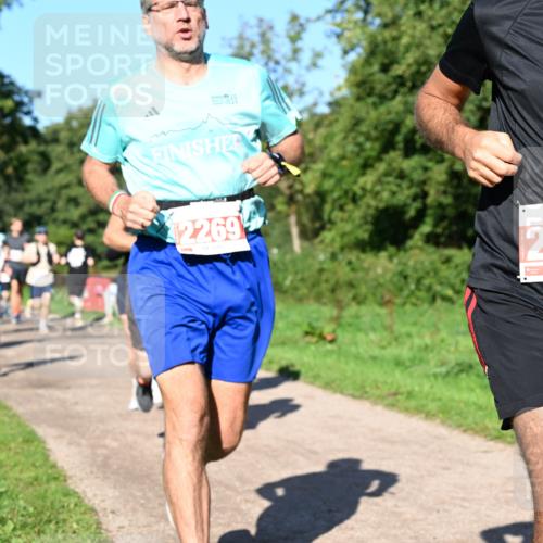 27.09.2026 - 35. Volkslauf durch das schöne Alstertal Dr. Thomas Lammeyer http://msf.ph/oto/10563088 27.09.2026 10:25:51 Laufen 2269, 2476 meine-sportfotos.de