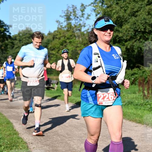 27.09.2026 - 35. Volkslauf durch das schöne Alstertal Dr. Thomas Lammeyer http://msf.ph/oto/10563107 27.09.2026 10:25:55 Laufen 226 meine-sportfotos.de