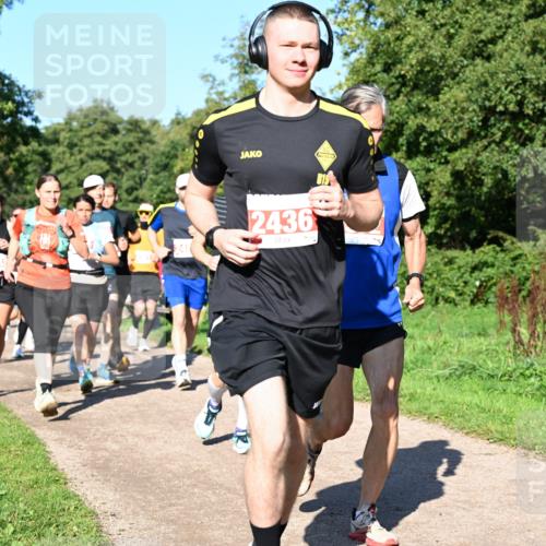 27.09.2026 - 35. Volkslauf durch das schöne Alstertal Dr. Thomas Lammeyer http://msf.ph/oto/10563131 27.09.2026 10:25:59 Laufen 249, 2436, 015 meine-sportfotos.de