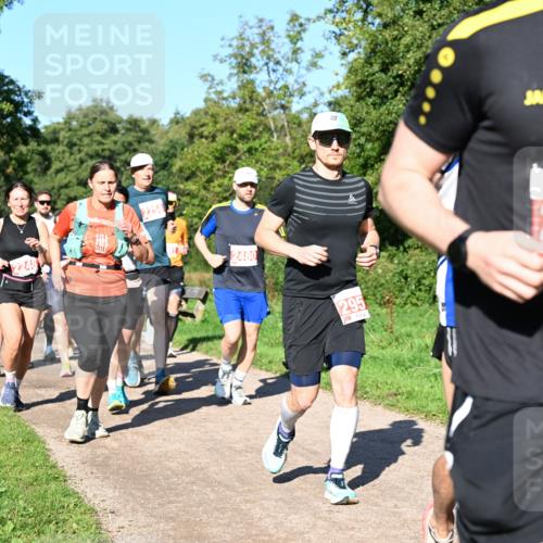 27.09.2026 - 35. Volkslauf durch das schöne Alstertal Dr. Thomas Lammeyer http://msf.ph/oto/10563134 27.09.2026 10:26:00 Laufen 8922, 2480, 295, 2436 meine-sportfotos.de