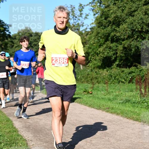 27.09.2026 - 35. Volkslauf durch das schöne Alstertal Dr. Thomas Lammeyer http://msf.ph/oto/10563343 27.09.2026 10:26:36 Laufen 2170, 2338, 2386 meine-sportfotos.de